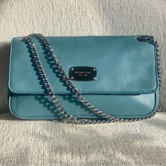 Michael Kors Chain Strap Shoulder Bag - Picture 2 of 15